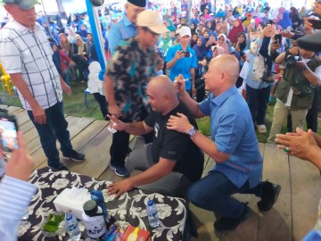 Minta Tulis Angka 02 di Kepala, Deny : 80% Pelita Jaya Pendukung Yoppy-Rustam