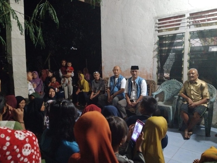 Yoppy-Rustam Blusukan ke Taba Baru, Dengarkan Keluh Kesah Masyarakat