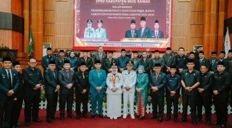 Bupati Mura Sampaikan Pidato Perdana Dihadapan Anggota DPRD