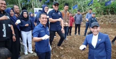 Wako Linggau Letakkan Batu Pertama Pembangunan Kantor DPD NasDem