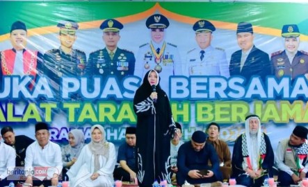 Bupati Musi Rawas Buka Puasa Bersama Dan Sholat Tarawih Berjamaah 